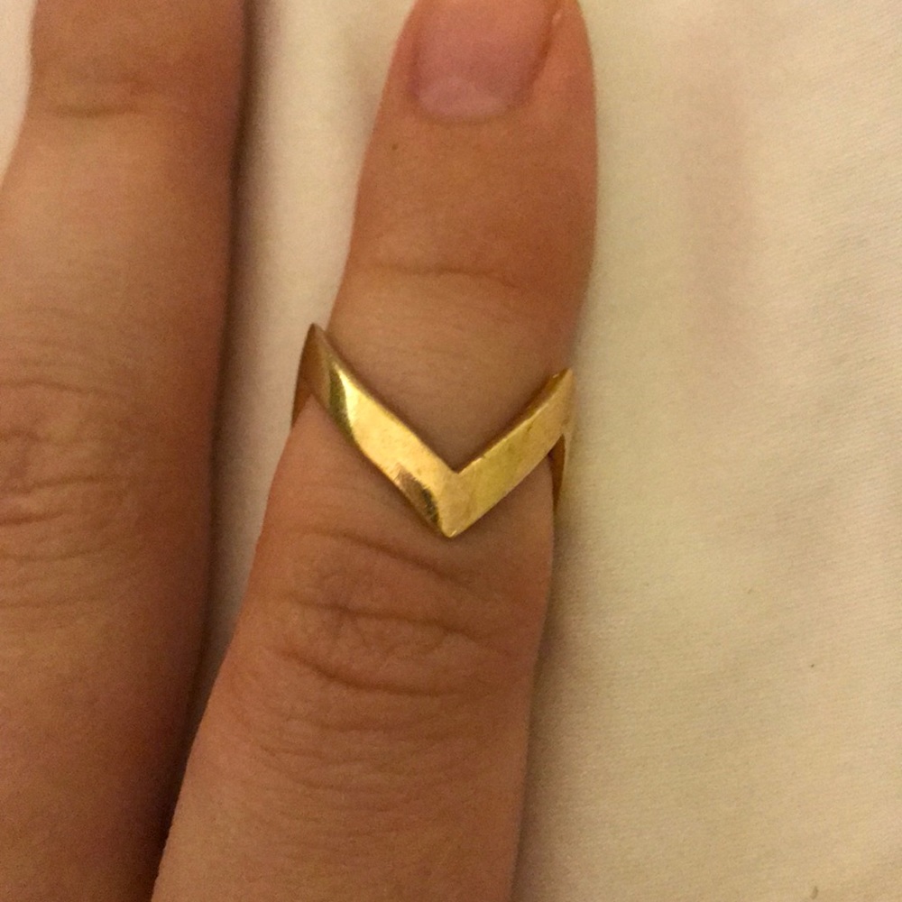 Gold Zigzag Midi Ring